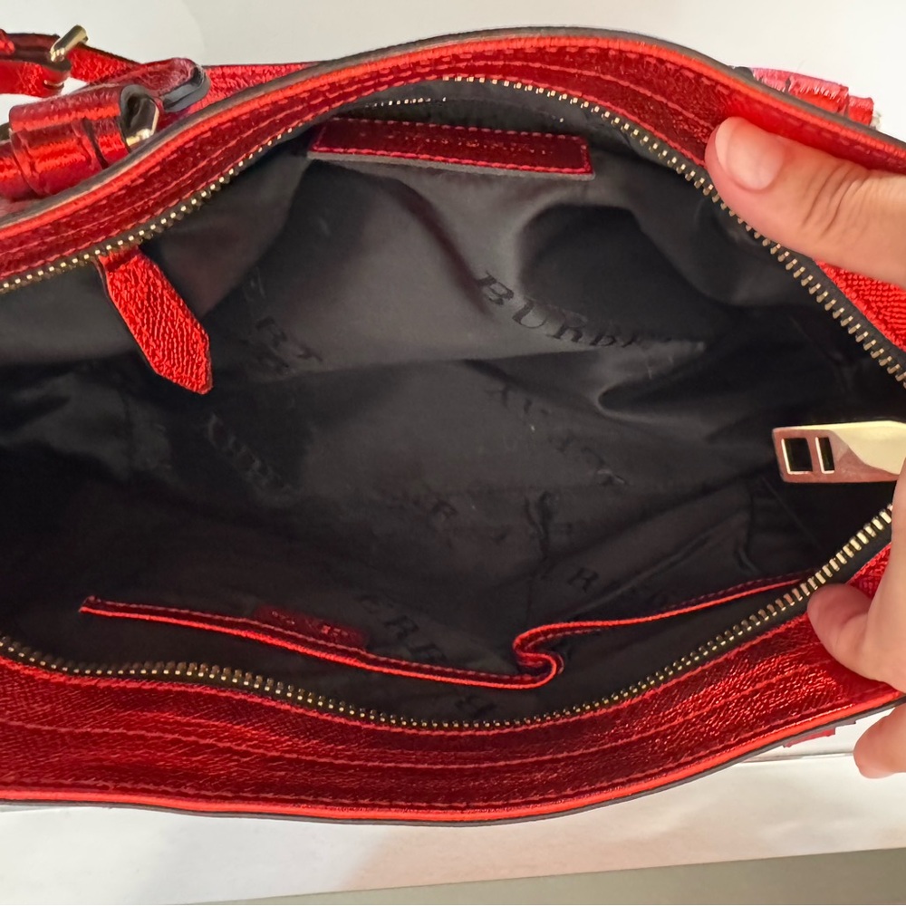Burberry Metallic Red Leather Somerford - Picture 9 of 17